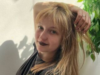 live webcam performer MarryMartins