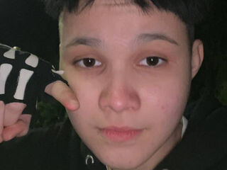 camslut masturbating MasakoSlye