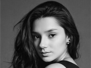 adult web cam MaybelleMenjes