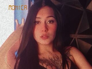 camgirl masturbating with sextoy MiaBalker