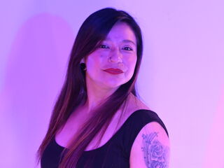 camgirl chatroom MiaMonse