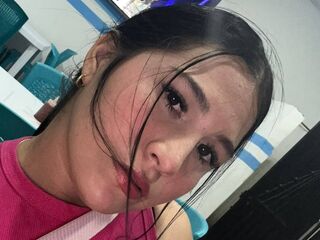 camgirl masturbating with dildo MiaMorett