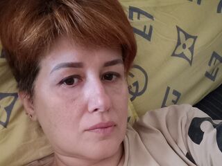 naked girl with webcam masturbating with vibrator MiraLiberty