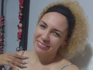 livecam sex MireyaVidal