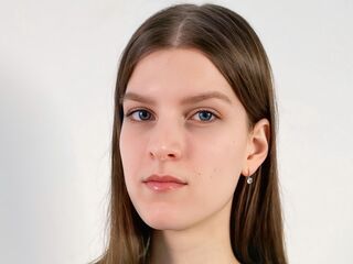 naked girl with cam masturbating MyrtieKatula