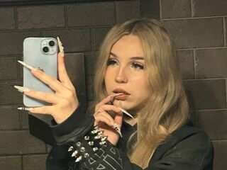 masturbating cam girl NanciCamberos