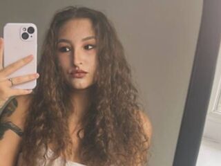 hot cam girl spreading pussy NicholMikrot