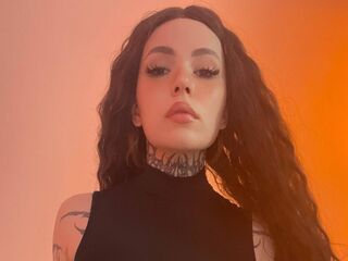 camgirl fingering pussy RavenWinx