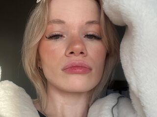 live striptease show RenitaKoo
