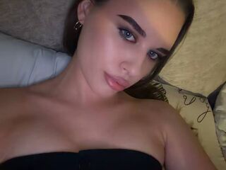 beautiful girl RhiannonJumper