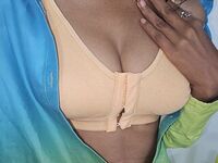 beautiful camgirl RitikaRani