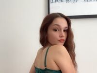camgirl playing with sextoy SansaLights