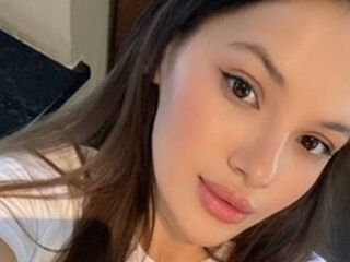 shower SantinaHeckle