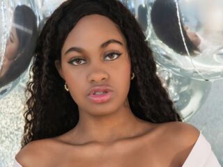 cam chat room StormiHills