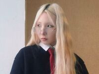 hot naked camgirl TheaMicali