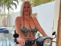 web cam chat TrishLabone