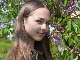 girl TristaArron