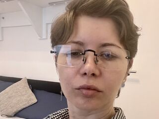 cam slut picture VelvetVenom