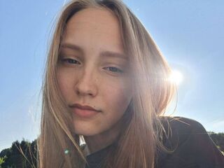 nude webcam WanitaLoeppky